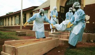 Un patient décédé du virus Ebola au Nigéria transporté à son cercueil